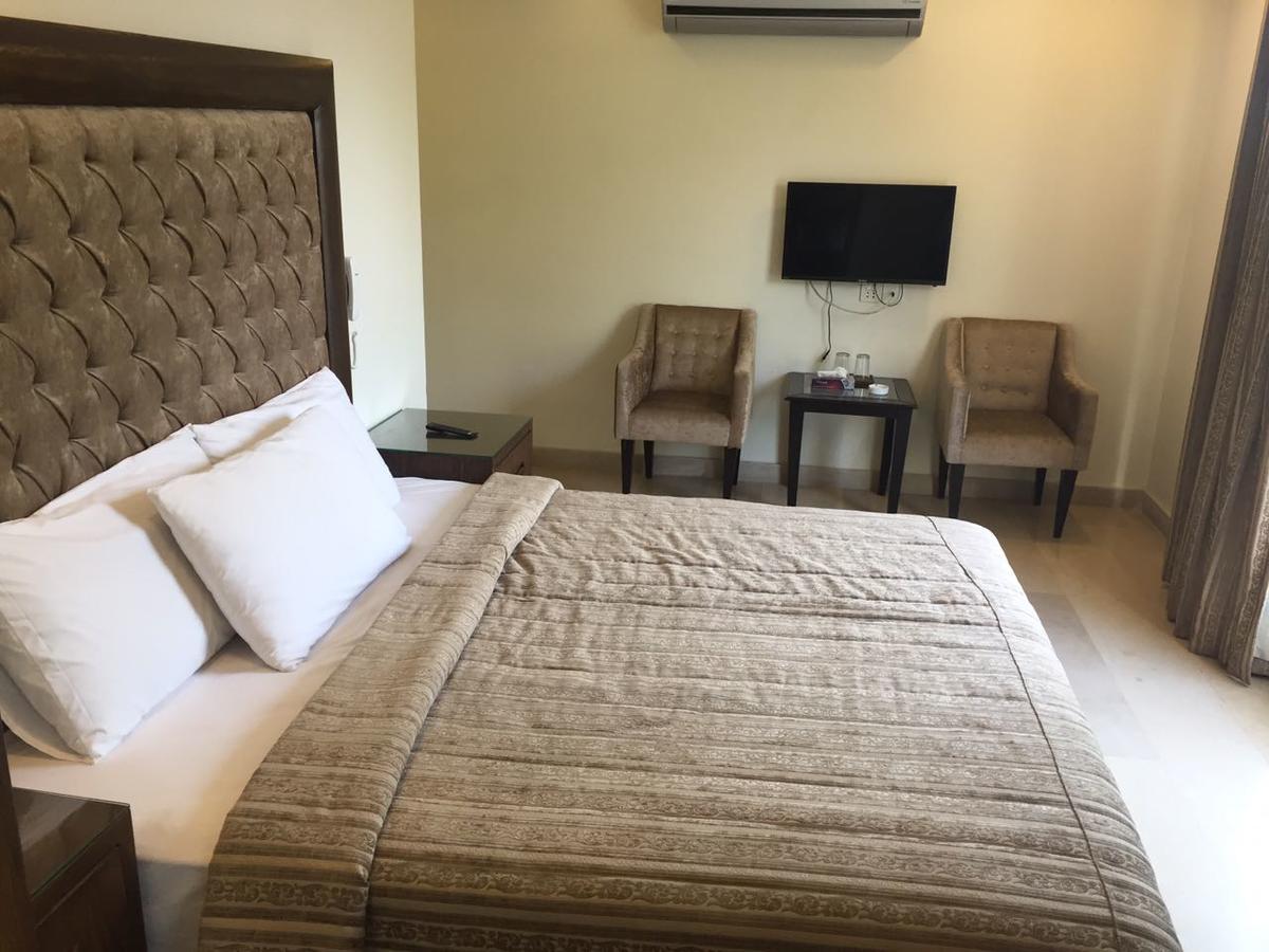 City View Hotel & Restaurant Lahor Dış mekan fotoğraf